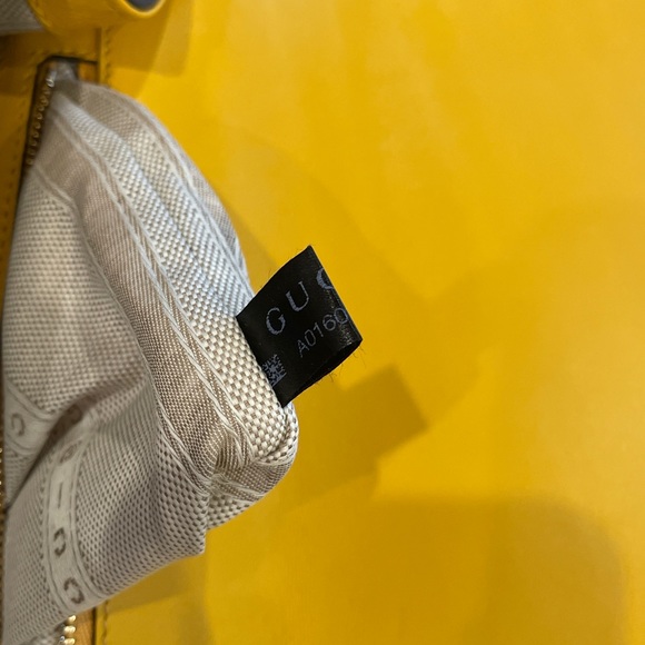 Gucci Bright Yellow Diamante Leather Large Flap Clutch - Picture 13 of 13